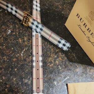 Burberry belt